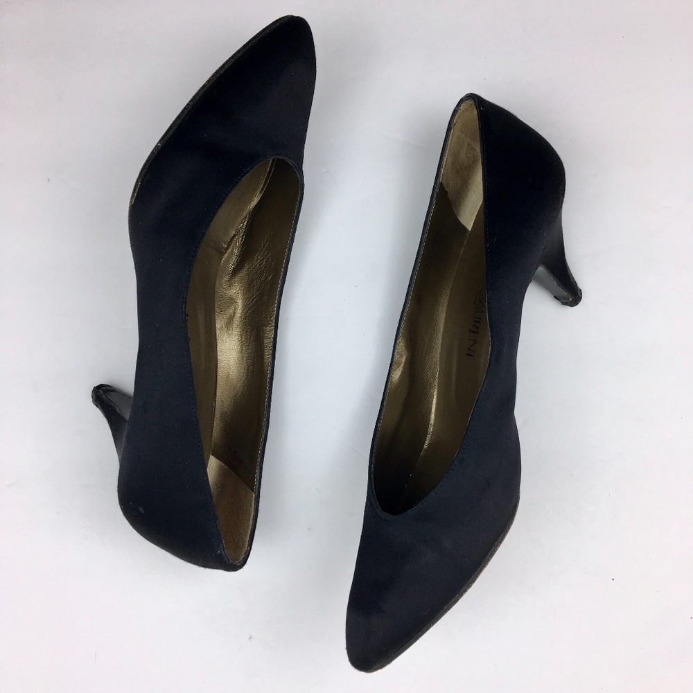 YVES SAINT LAURENT Satin Pointed Toe Heels Size 7 - Picture 4 of 8